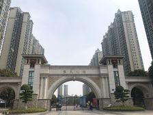 恒大名都精装公寓出行方便采光明亮