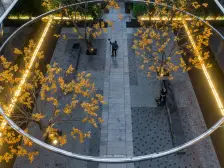 电梯房,主卧朝南,环境优美,居家装修