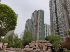 边户 有阳台 有飘窗 双气 地铁口 急售