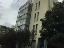 主卧朝南,电梯房,采光充足,精装大平层