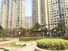 聚龙湖旁 房东诚售 户型方正,精装修干净清爽