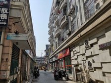 松陵大厦,精装三房,带储藏室,可拎包入住。