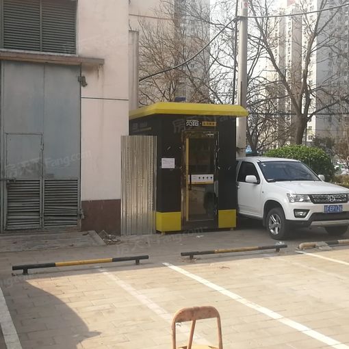金顶街四区2室1厅1卫南北朝向4600.00元/月出租
