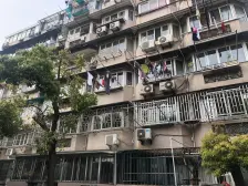 近地铁,通风好 家具全送,产权清晰,新上房源