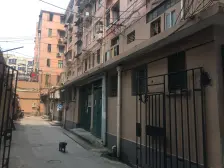 近镇坪路站石岚二村大两房 有电梯的高层 出行方便 生活配齐全