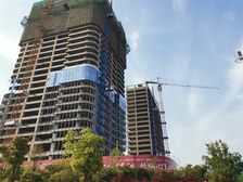 城南改善小区 置地双清湾 前排洋房视野好 满两年边户