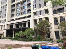 巧遇佳宅 迎宾朋 万科叠墅位置佳 业主忍痛割爱 诚售!