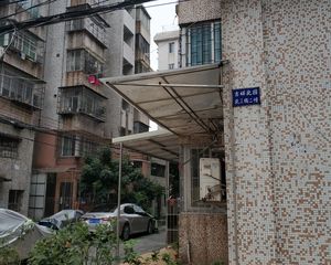 电梯大户型地铁就在小区门口十全十美户型好采光好