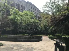 一楼跃层端户带转交大花园朝南朝中庭安静