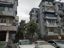 海滨五村电梯房 户型整齐采光好 位置好 满五年 各付价