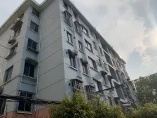 此房格局好,业主诚意,满五年,配套齐全