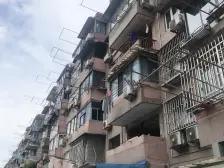 中间楼层,满五年为一,近丰庄站