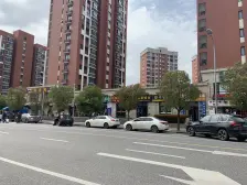 电梯房 1室1厅 精装修 配套好