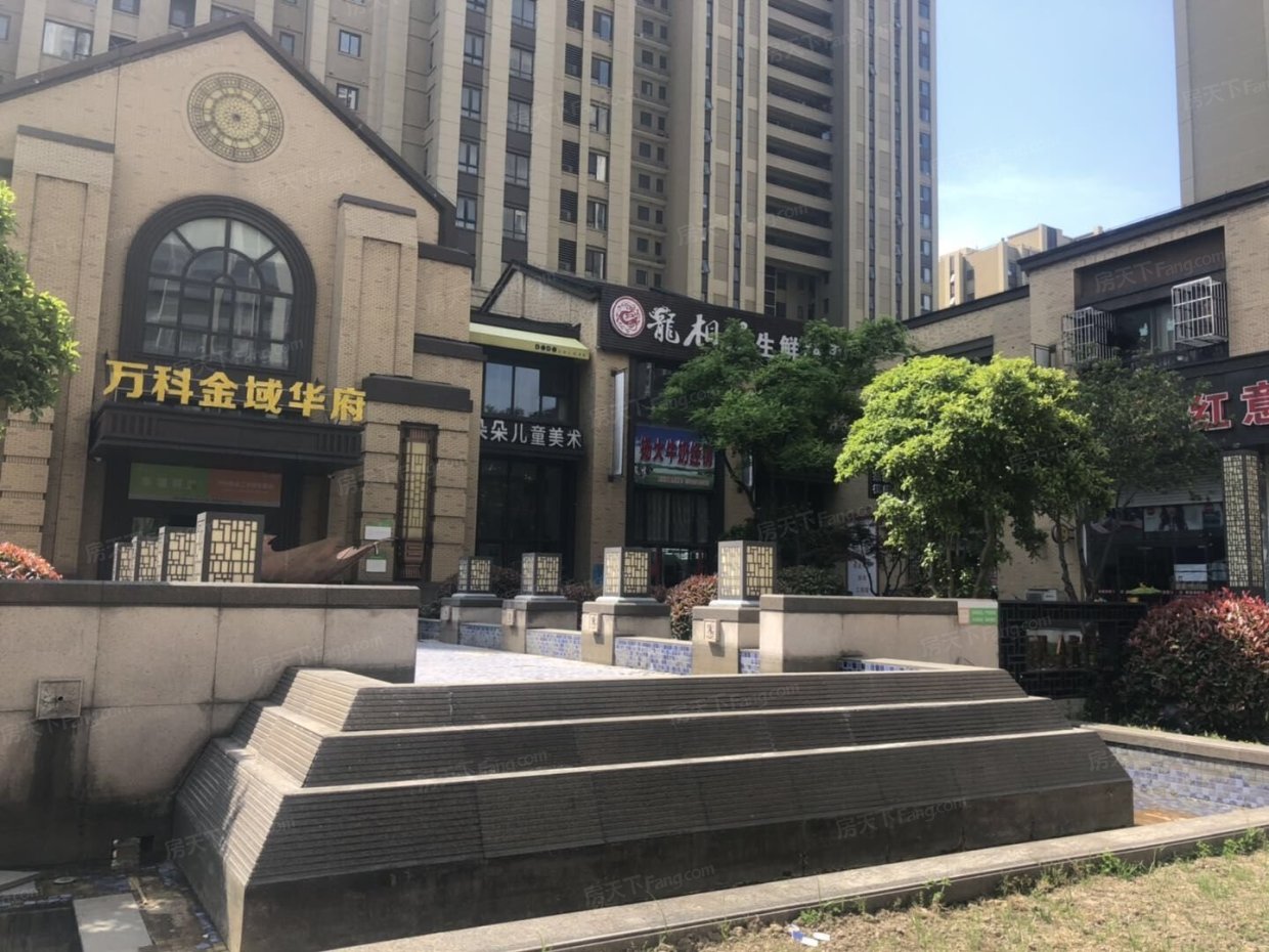 小区大门