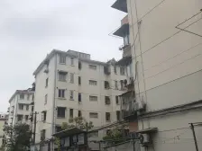 地*铁口,稀有阁楼复式,低总价性*价比,南北通全明一梯二户