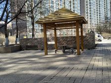 爱建润园 南北通透 精装修 五室 看房方便