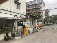 少有全明三房,一梯两户,地铁口低楼层,随时可看