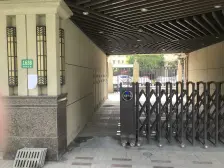 精装小两房,总价低,地铁口。配套完善,交通便利