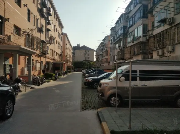 宝钢八村