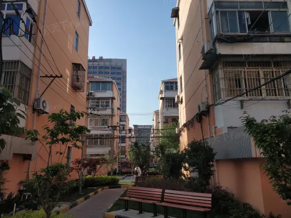 宝钢八村