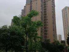 李家沱 融汇半岛玫瑰公馆三房68万