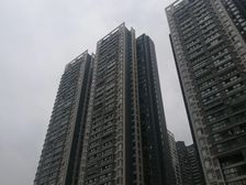 华韵天府 5室2厅 东南