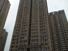 照母山 金科时代中心五房410万