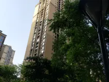 央企物业 小区品质好 看房方便 离轻轨近 清水房好装修