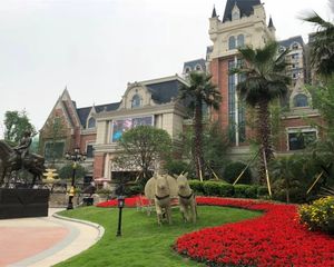 三里花城 4室1厅 南 西南