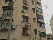 品质小区,精装修,采光刺眼,有露台