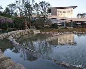 河畔新世界3室2厅南