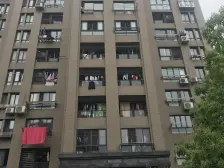 户型方正,看房方便,近地铁,小区环境优美