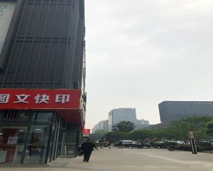 布鲁明顿广场2室1厅南