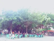 商圈内正规两房,近轻轨,交通方便,购物方便