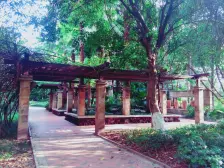 海棠溪 和泓南山道四房