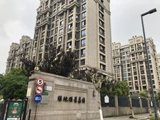 简约风格,采光充足,一梯两户,南北通透,近地铁