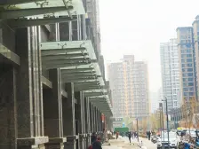 精装修2房拎包入住!未曾入住的房子有车位!