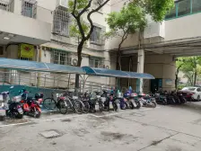 电梯一房一厅楼下直达地铁带装修