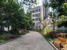 出售彩云湖旁精装三房带大阳台看彩云湖