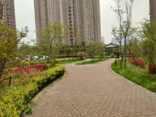 低总价南北两房 自住装修 诚心出售 看房方便 价格可谈