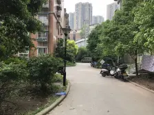 石桥铺 奇峰自由湾一房32万