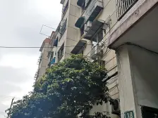 近地铁全明户型 可以拎包入住 价格可谈 看房方便