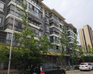 西锦集一期3室1厅西北