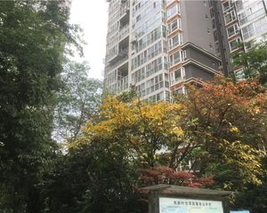 世家东部时空3室2厅西北