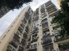 巴山轻轨站旁 精装三房带两个外阳台