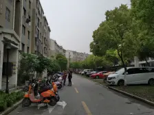 飞机户型三房电梯户型大三房电梯房