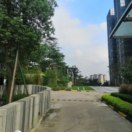 萝岗敏捷广场(商用)3室2厅1卫南北朝向2800.00元/月出租