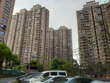 粤秀名邸 南北两房两厅 少有户型 北房间视野开阔