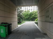 藏珑西边套精装修看房方便诚心出售