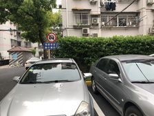 主卧朝南,环境优美,居家装修,诚意出售